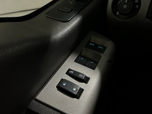 Used 2015 Ford F350 Lariat AWD/4WD image 22