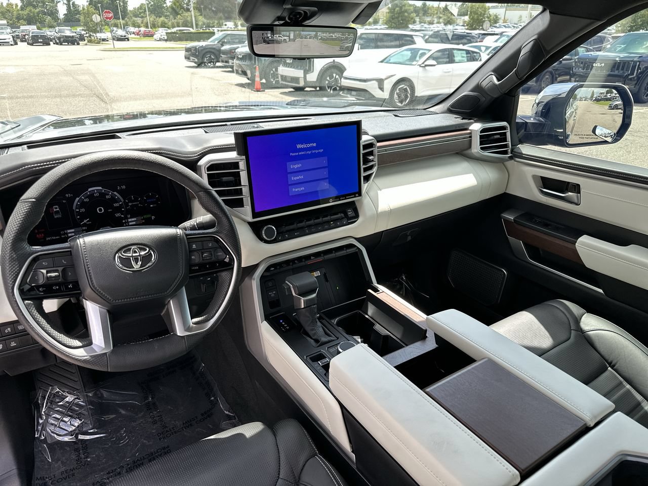 Used 2024 Toyota Tundra Capstone AWD/4WD image 22