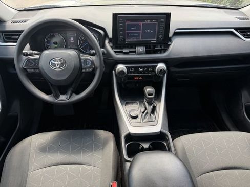 Used 2021 Toyota RAV4 XLE w/ Convenience Package AWD/4WD image 9