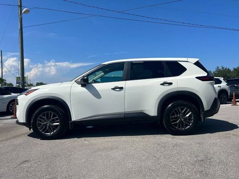 Used 2021 Nissan Rogue S FWD image 4