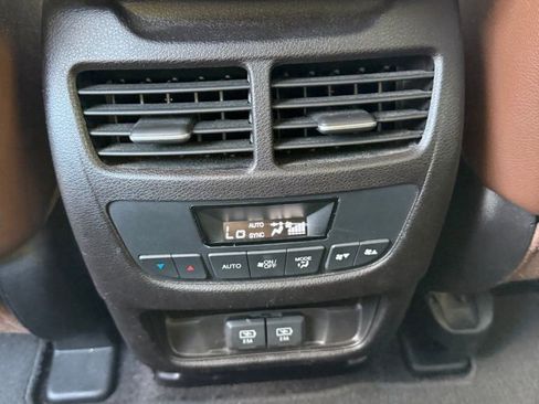 Used 2017 Acura MDX FWD w/ Technology Package image 12