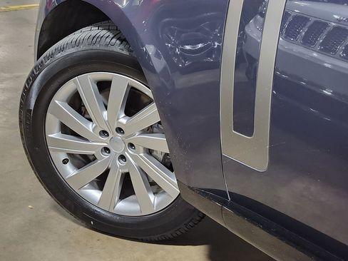 Used 2024 Land Rover Range Rover SE image 23