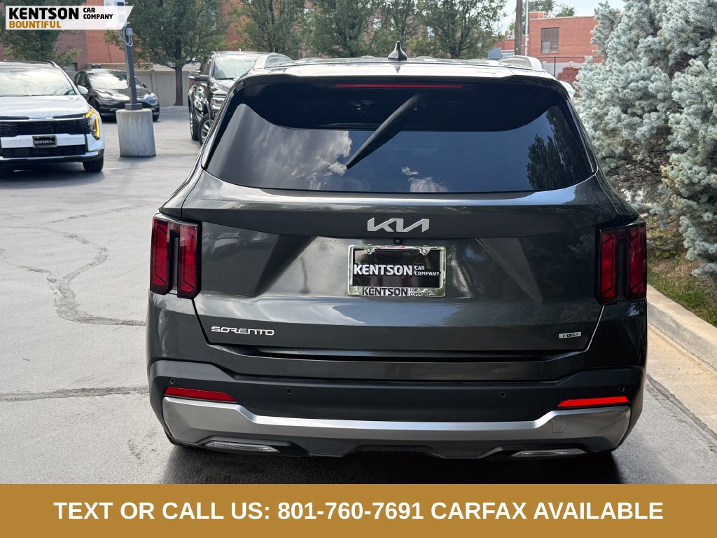 Used 2025 Kia Sorento EX AWD/4WD image 7