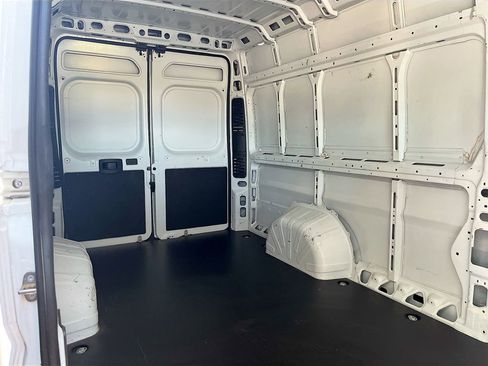 Used 2024 RAM ProMaster 3500 w/ Convenience Group FWD image 24
