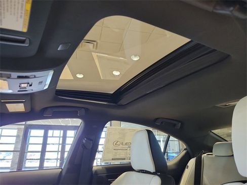 New 2025 Lexus IS 350 F Sport image 30