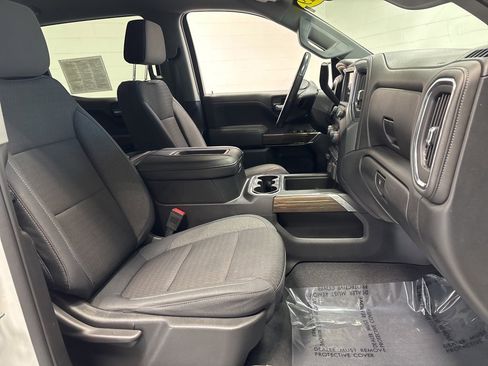 Used 2019 Chevrolet Silverado 1500 LT Trail Boss image 11