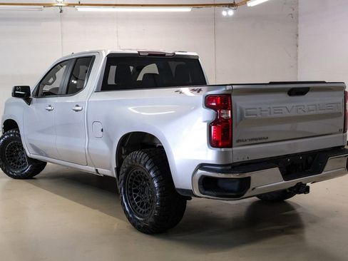 Used 2020 Chevrolet Silverado 1500 LT w/ Trailering Package AWD/4WD image 10