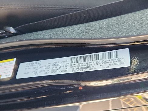 Used 2015 Jeep Wrangler Unlimited Sport w/ Quick Order Package 24S AWD/4WD image 25