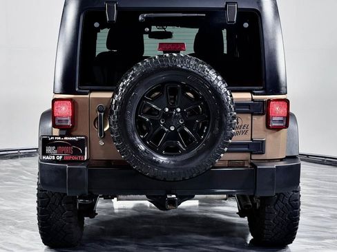 Used 2015 Jeep Wrangler Sport AWD/4WD image 8