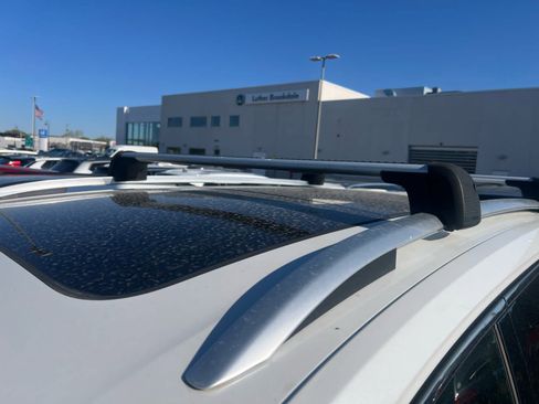 Used 2023 Volkswagen Atlas SEL Premium AWD/4WD image 9