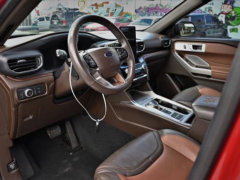 Used 2022 Ford Explorer King Ranch w/ Class IV Trailer Tow Package image 18