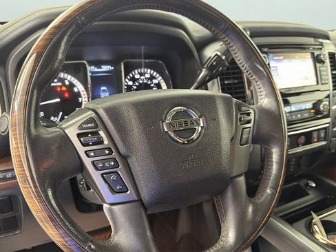 Used 2017 Nissan Titan Platinum Reserve RWD image 22