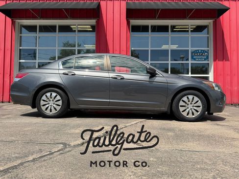 Used 2010 Honda Accord LX image 1
