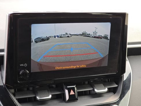 Used 2024 Toyota Corolla SE FWD image 4