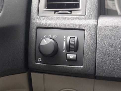 Used 2006 Chrysler 300 SRT8 w/ SRT Option Group I image 28