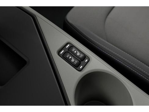 Certified 2025 Subaru Crosstrek 2.0i Premium image 21