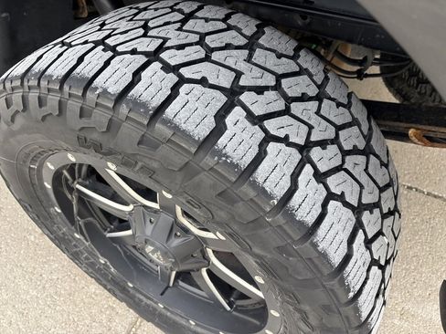 Used 2013 Ford F150 Platinum image 8