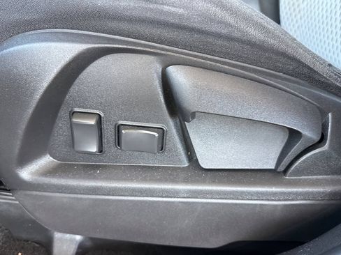 Used 2015 GMC Terrain SLE FWD image 18