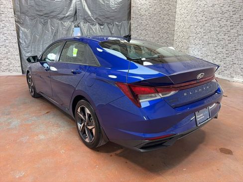 Certified 2023 Hyundai Elantra SEL w/ Convenience Package image 5