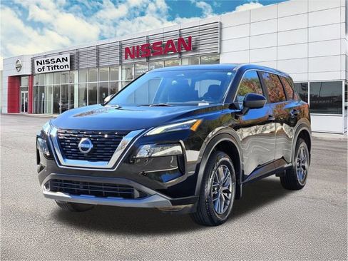 Certified 2023 Nissan Rogue S image 3