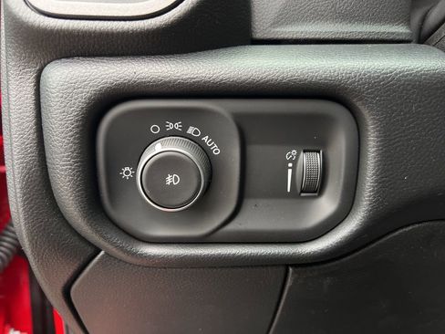 New 2026 RAM 5500 Tradesman w/ Chrome Appearance Group image 12