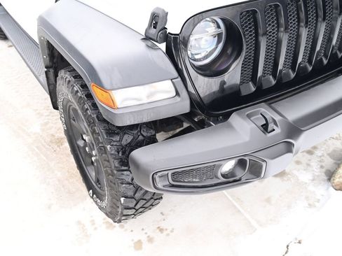 Used 2021 Jeep Wrangler Unlimited Sport image 11
