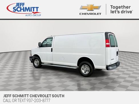 Used 2024 Chevrolet Express 2500 w/ Driver Convenience Package image 7