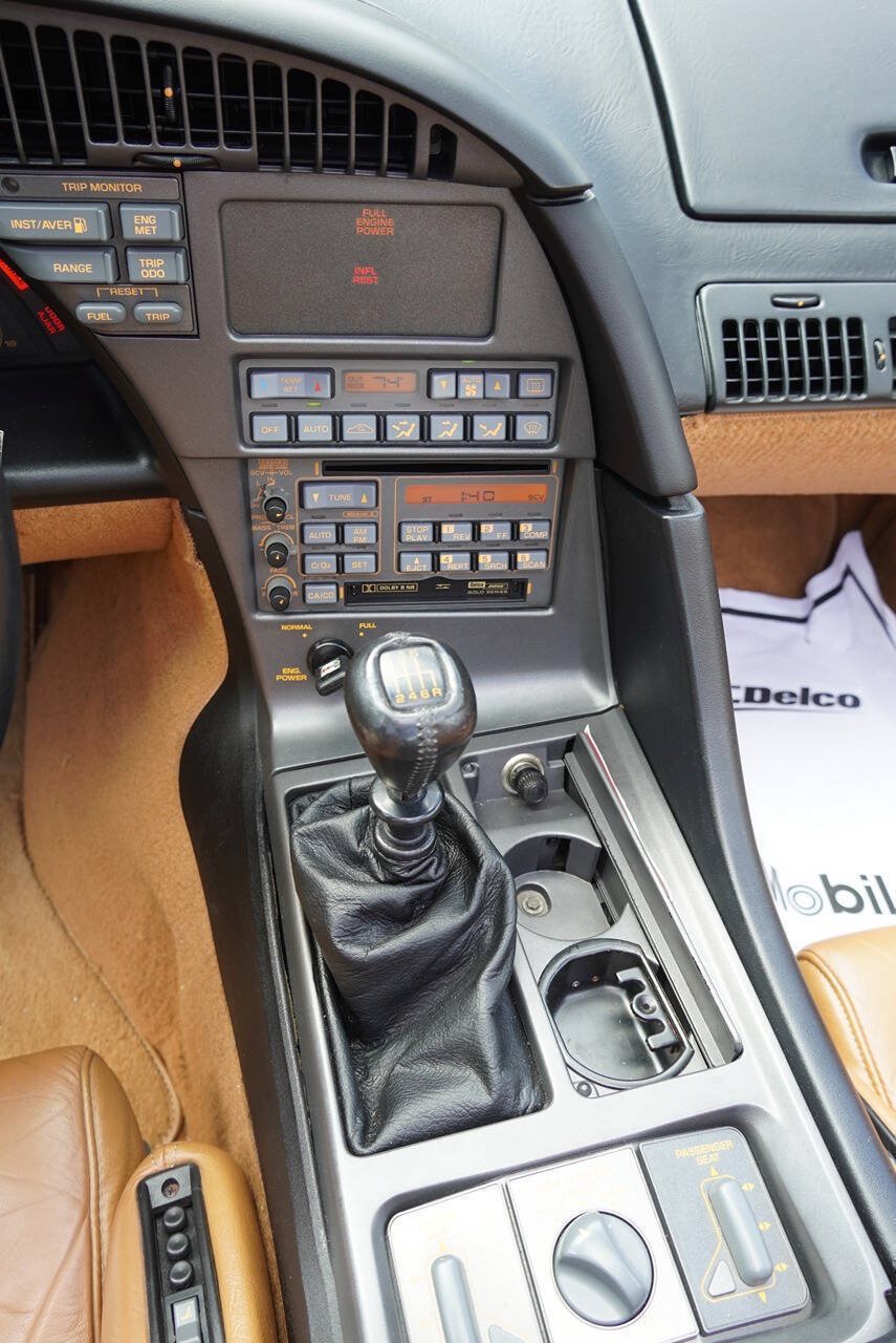 Used 1990 Chevrolet Corvette ZR-1 RWD image 26