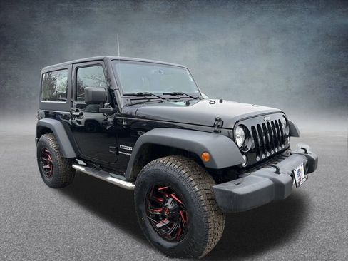 Used 2018 Jeep Wrangler Sport image 9