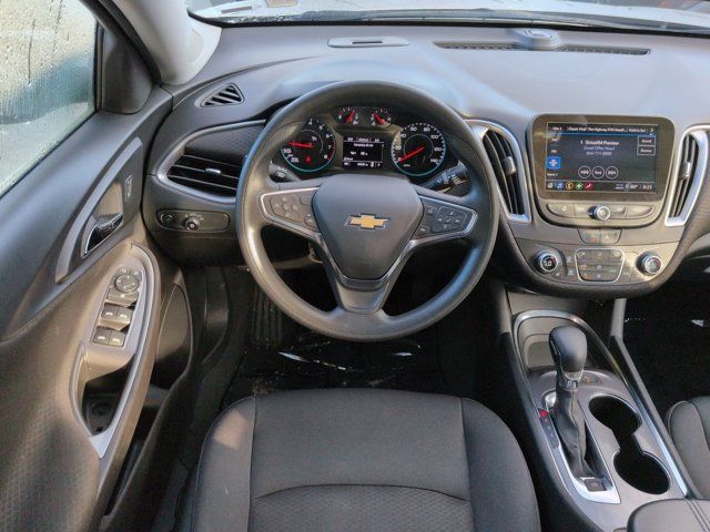 Used 2025 Chevrolet Malibu LT FWD image 14