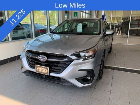 Certified 2025 Subaru Legacy Premium AWD/4WD image 2
