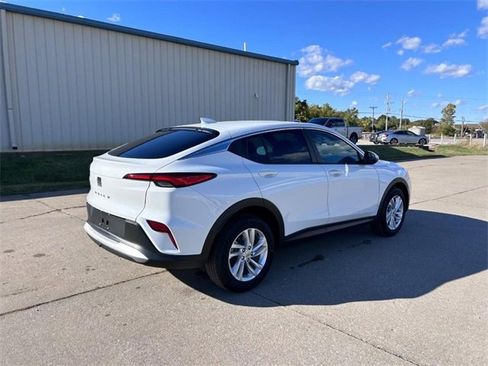 New 2026 Buick Envista Preferred w/ Convenience I Package image 3