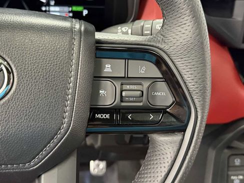 Used 2024 Toyota Sequoia Platinum image 24