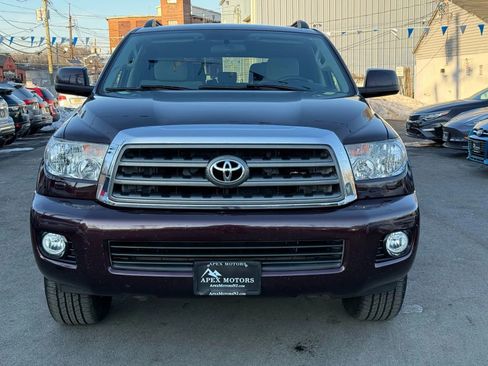 Used 2015 Toyota Sequoia SR5 image 2