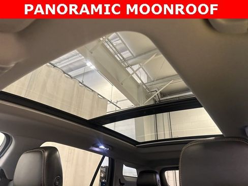 Used 2018 GMC Terrain SLT w/ Preferred Package image 31