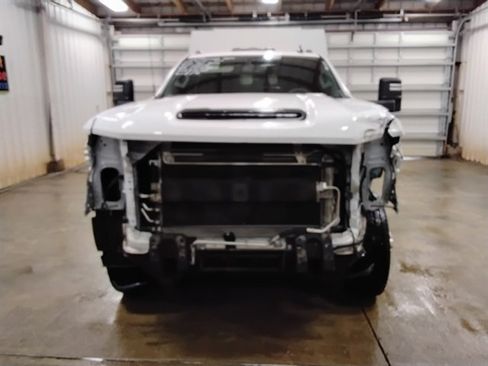 Used 2022 Chevrolet Silverado 3500 W/T w/ WT Convenience Package image 7