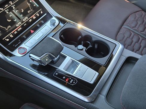 Used 2025 Audi RS Q8 performance image 22
