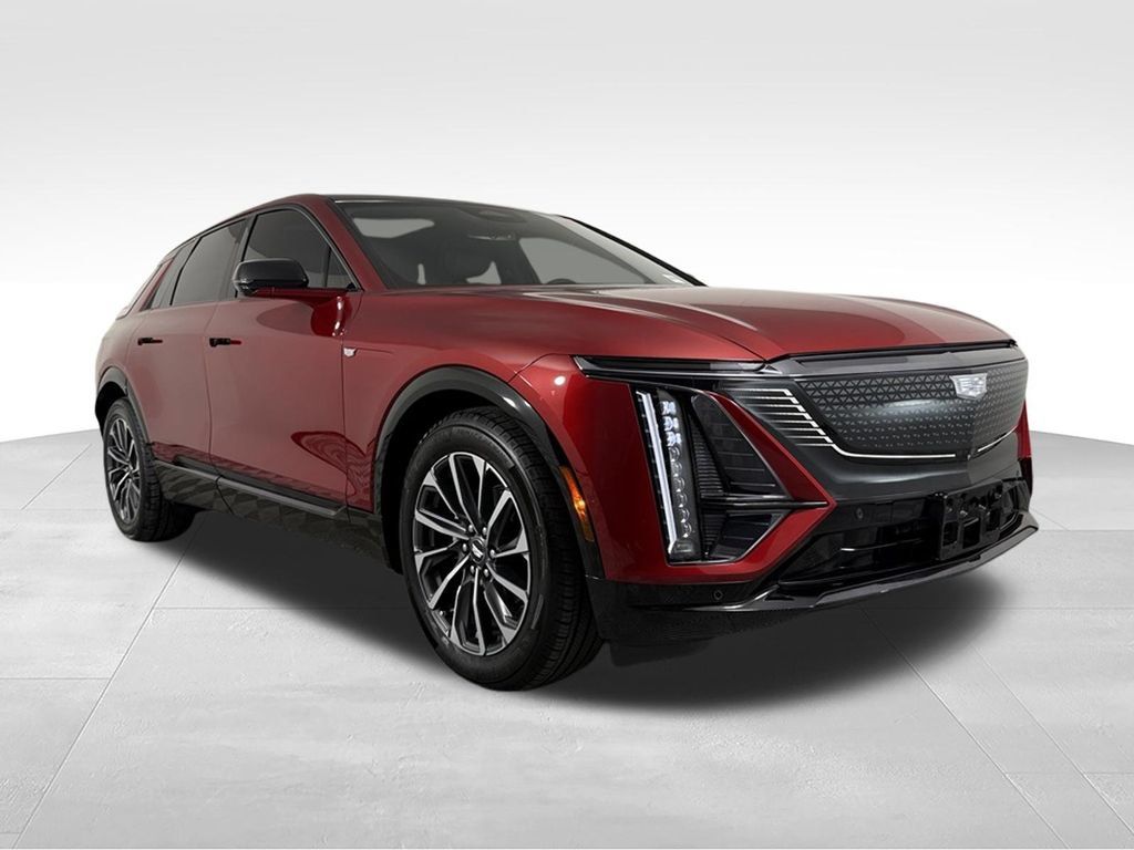 Used 2024 Cadillac Lyriq Sport RWD image 5
