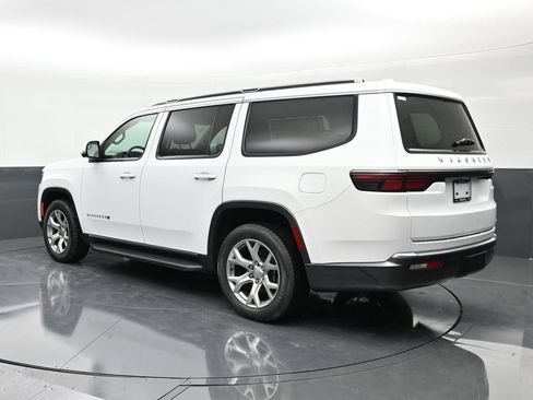 Used 2022 Jeep Wagoneer Series I w/ Convenience Group I image 3