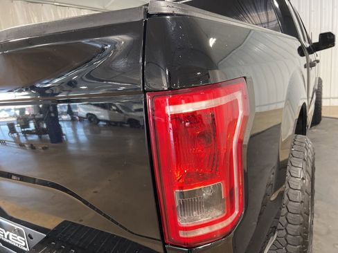 Used 2017 Ford F150 XLT image 16