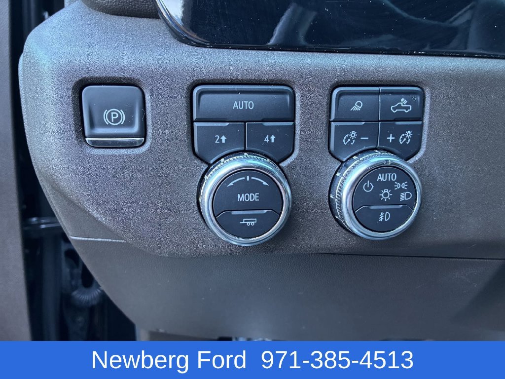 Used 2025 GMC Sierra 1500 SLT AWD/4WD image 15
