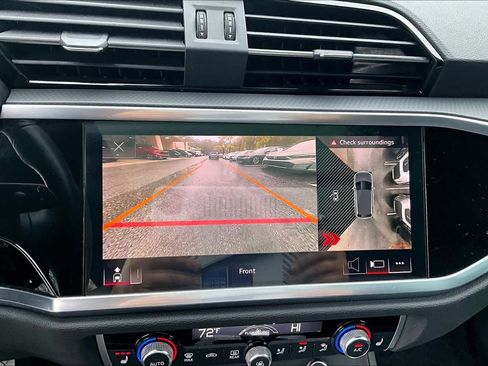 Used 2023 Audi Q3 2.0T Premium Plus w/ Premium Plus Package image 27