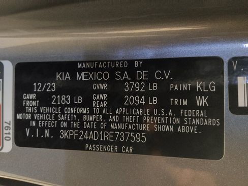 Used 2024 Kia Forte LXS FWD image 33