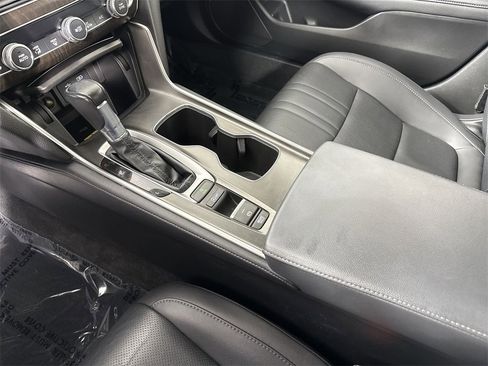 Used 2021 Honda Accord EX-L image 30