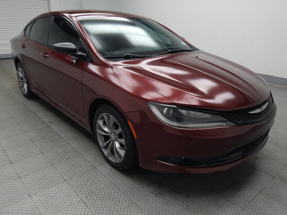 Used 2015 Chrysler 200 S FWD image 13