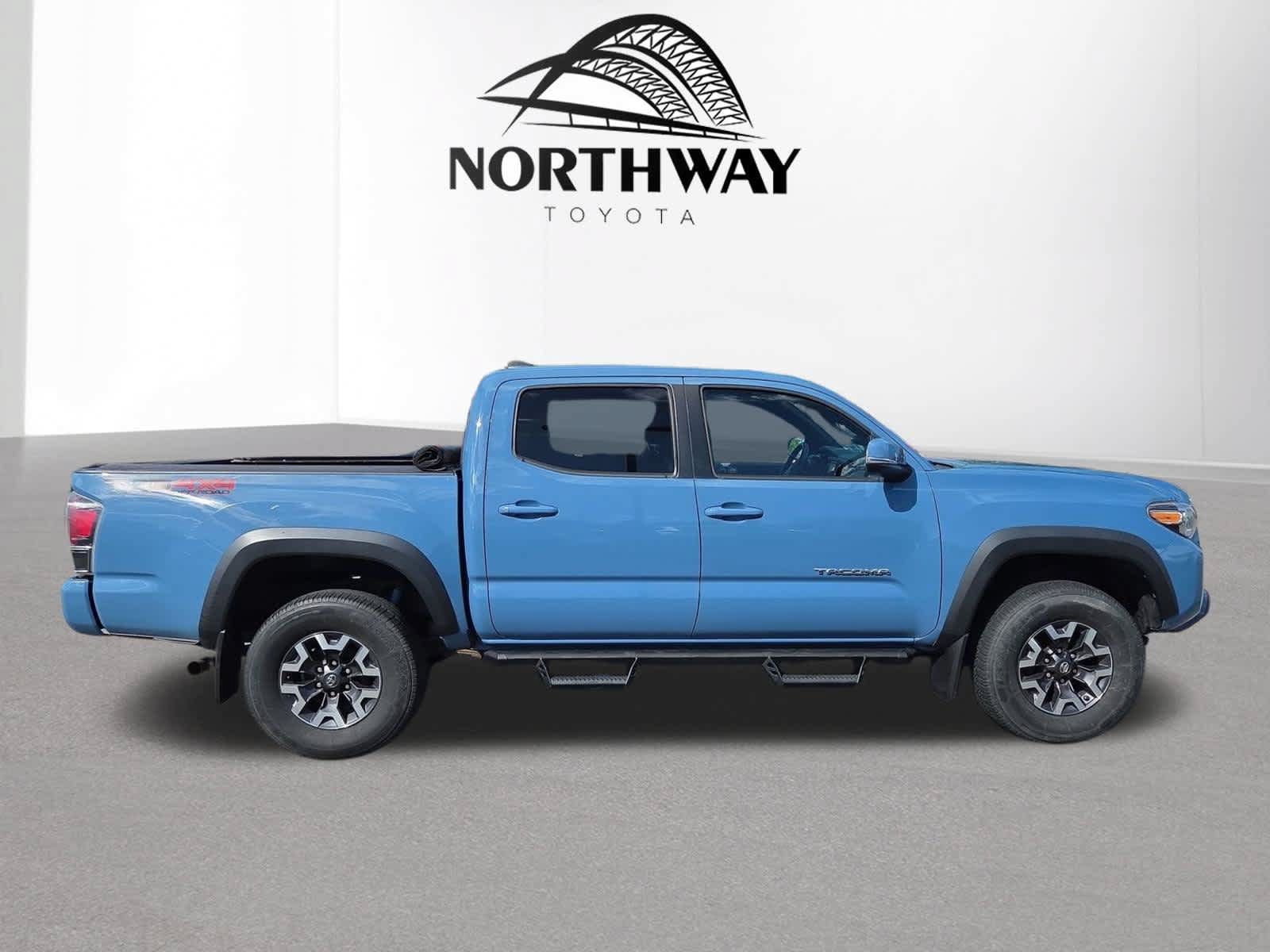 Used 2019 Toyota Tacoma TRD Off-Road AWD/4WD image 2