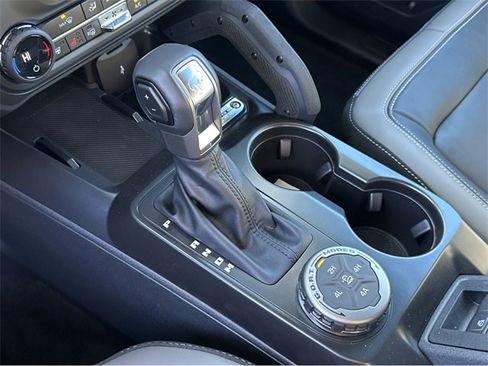 New 2025 Ford Bronco Outer Banks w/ Sasquatch Package image 31