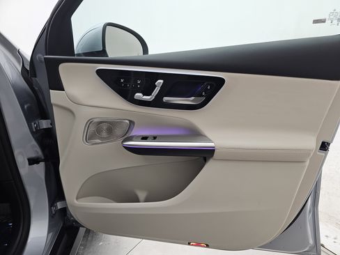 Certified 2025 Mercedes-Benz GLC 300 GLC 300 image 18