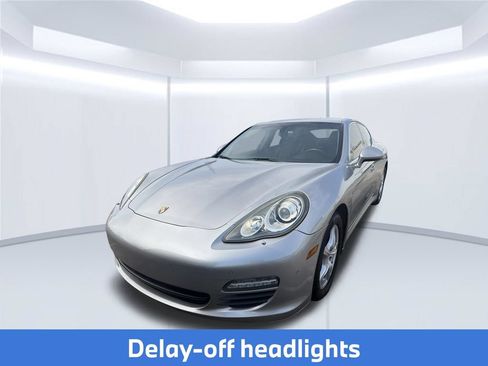 Used 2010 Porsche Panamera S RWD image 25
