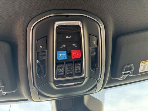 New 2025 Jeep Grand Cherokee L Limited image 35